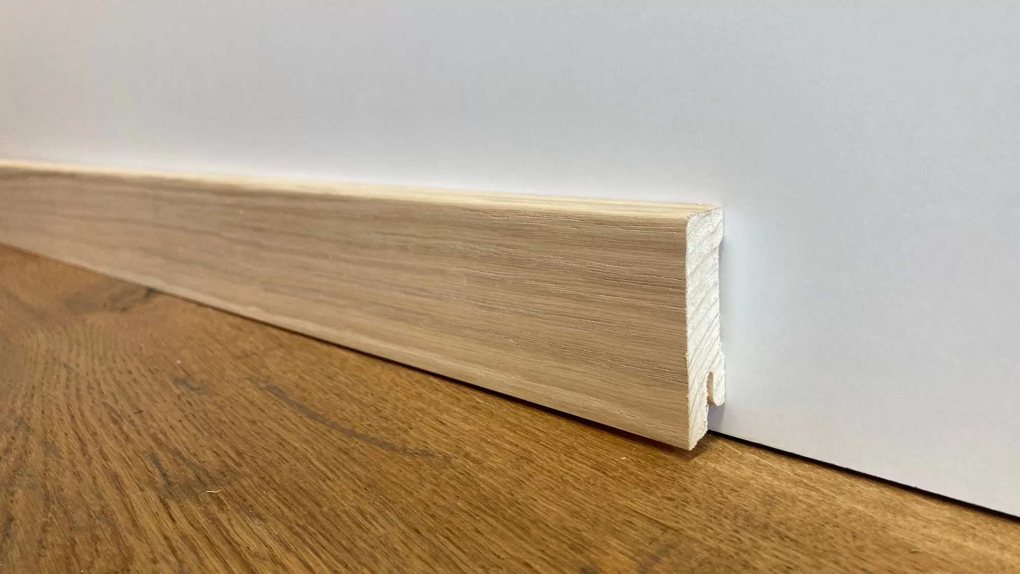 Lišta CUBE 631 Dub výška 6 cm - surová