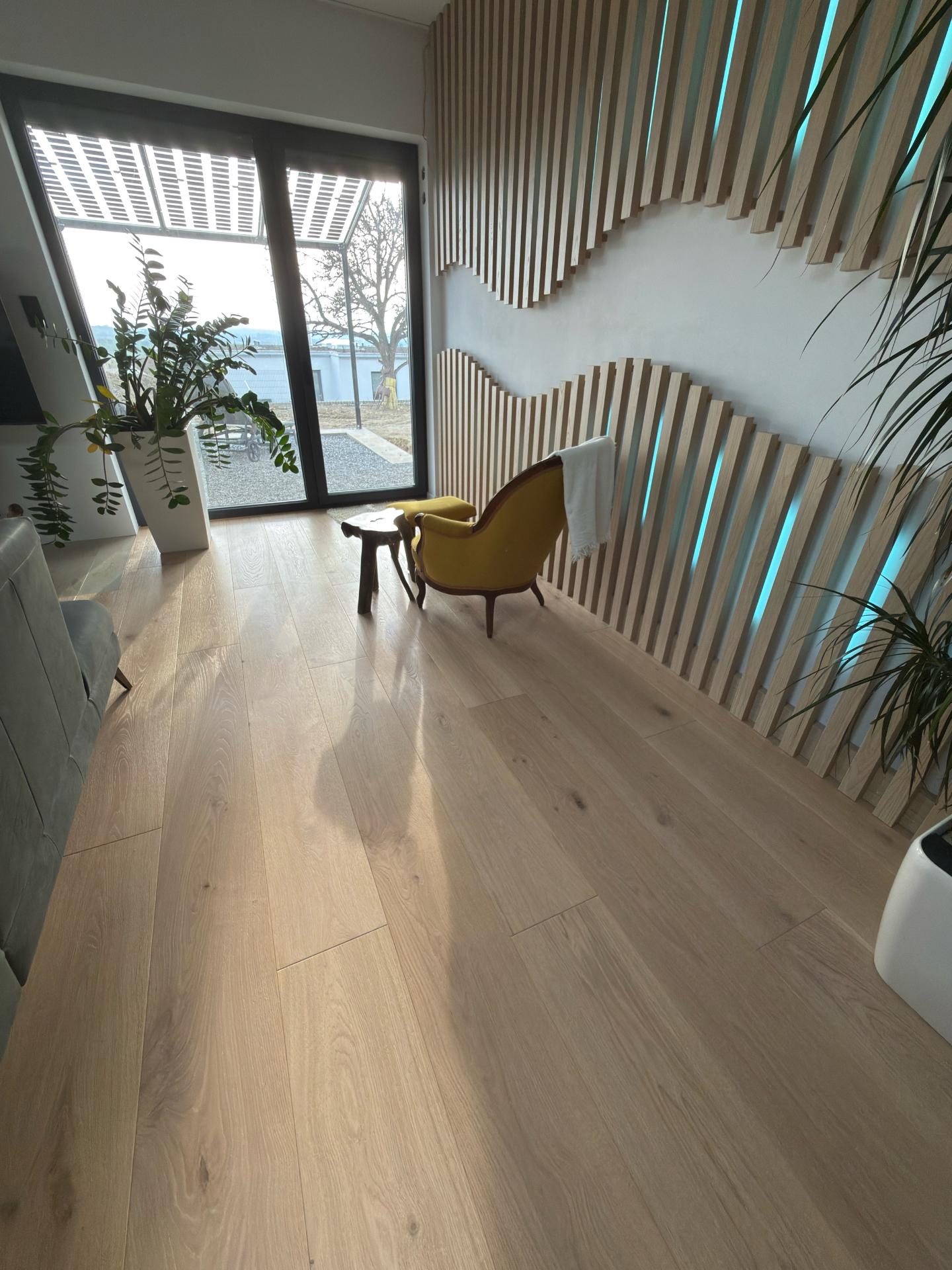 Dřevěná podlaha třívrstvá Dub Classic olej světlý RAW dubová podlaha dřevěné parkety prkna